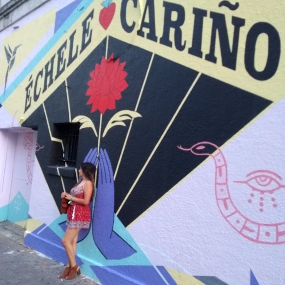 Meet your Posher, Aleta - Picture 1 of 1